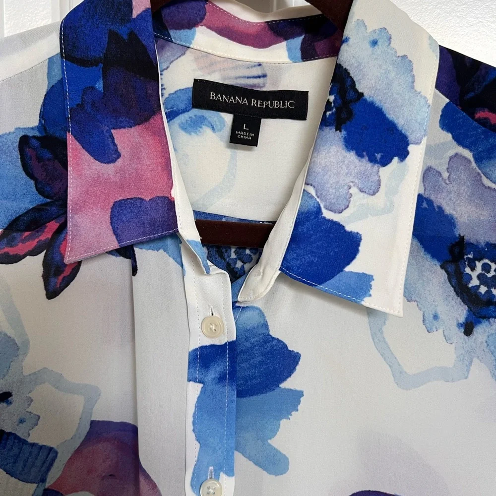 Banana Republic Blue and Purple Floral Shirt - Picture 2 of 2